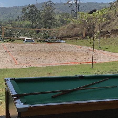 הוילה ואלינוס Rancho Ao Lado Da Laroc E Ame מראה חיצוני תמונה